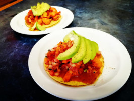 Mariscos La Playa inside