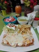 El Burrito Cachondo. food