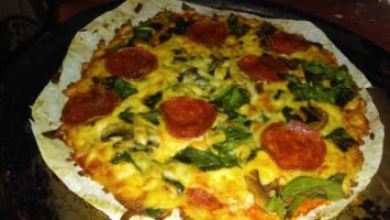 Pizza Venecia food
