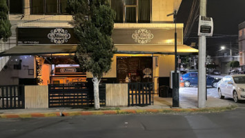 ~café El Conde outside