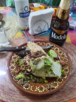 Las Adelitas food