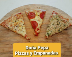 Doña Pepa Pizzas Y Empanadas food