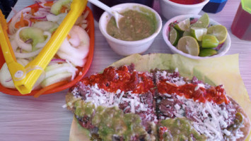Ricos Huaraches Del 6 food