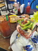 Mariscos El Mar food