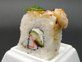 Oishi Sushi food