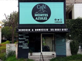 Café Montes Azules outside