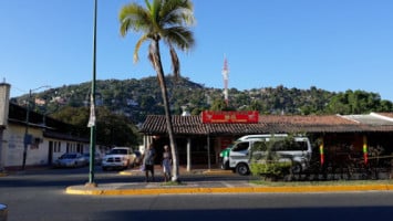 Mariscos El Costeno, México food