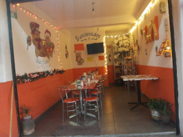 La Gloria De Don Juan inside