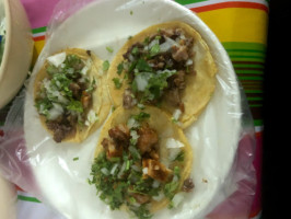 Tacos El Mudo food