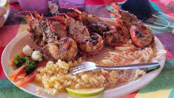 Mariscos Los Buzos food