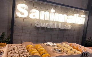 Sanimaki Sushi food