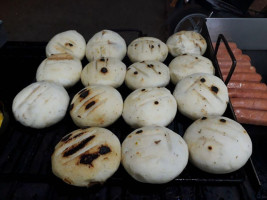 Las Delicias De Mi Pueblo food