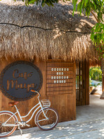 Café Maya outside