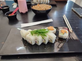 Sushi Yoko food