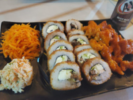 Sushi Pucca food