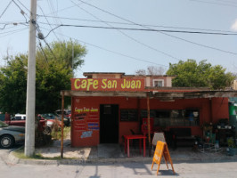 Café San Juan outside