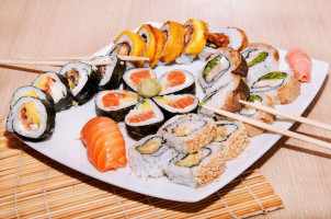 Hanashi Sushi food