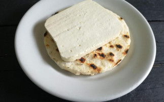 Arepas Harol food