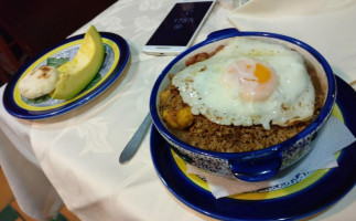 La Antigua Comida Tipica Colombiana Parrilla Y food