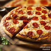 Alfredo's Pizza food