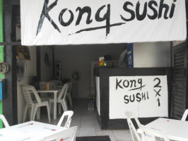 Kong Sushi inside