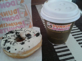 Dunkin' Colombia food