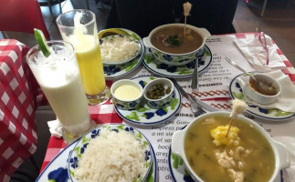 Tierra Colombiana food