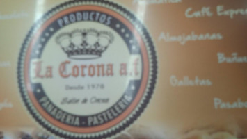 Panadería La Corona inside