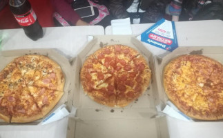 Domino's Pizza Mazuren food