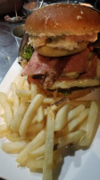 Quintana Burguer food