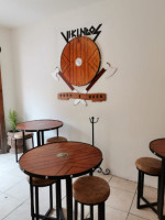 Vikingos Food And Beer inside