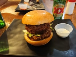 Huizache Burger Prime food