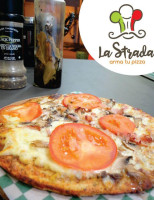 La Strada Pizza A Domicilio food