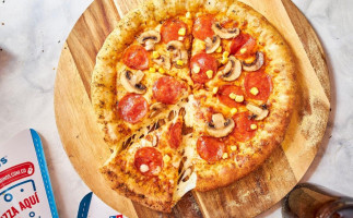 Domino's Pizza Limonar food