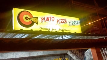 Punto Pizza Y Pasta outside