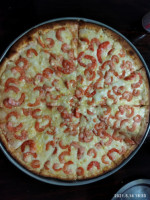 Luigui's Pizza food