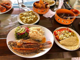 Las Mojarras De Tuxpan food