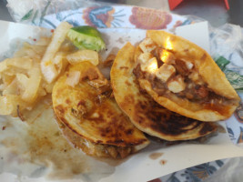 Tacos El Güero Romo food