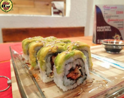 Volei Roll Sushi food