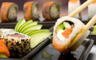 Onitsuka Sushi food