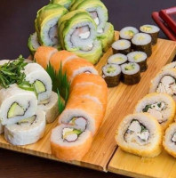 Onitsuka Sushi food