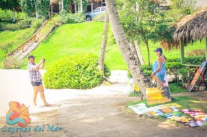 Cayenas Del Mar Beach Club Samaná food