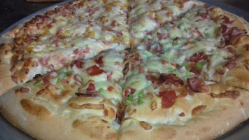 Pizzas Chuy food