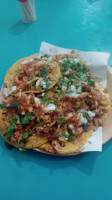 Taqueria La Alteña food