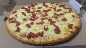 Archie Pizza food