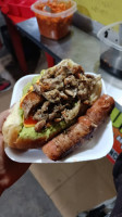 Hot Dogs Y Hamburguesas El Sierreño food