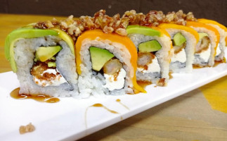 Sushi Mar food