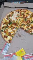 Lukrys Pizza food