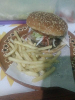 Al Carbon Hamburguesas Y Mas food