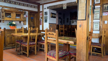 Cafetería La Duquesa inside